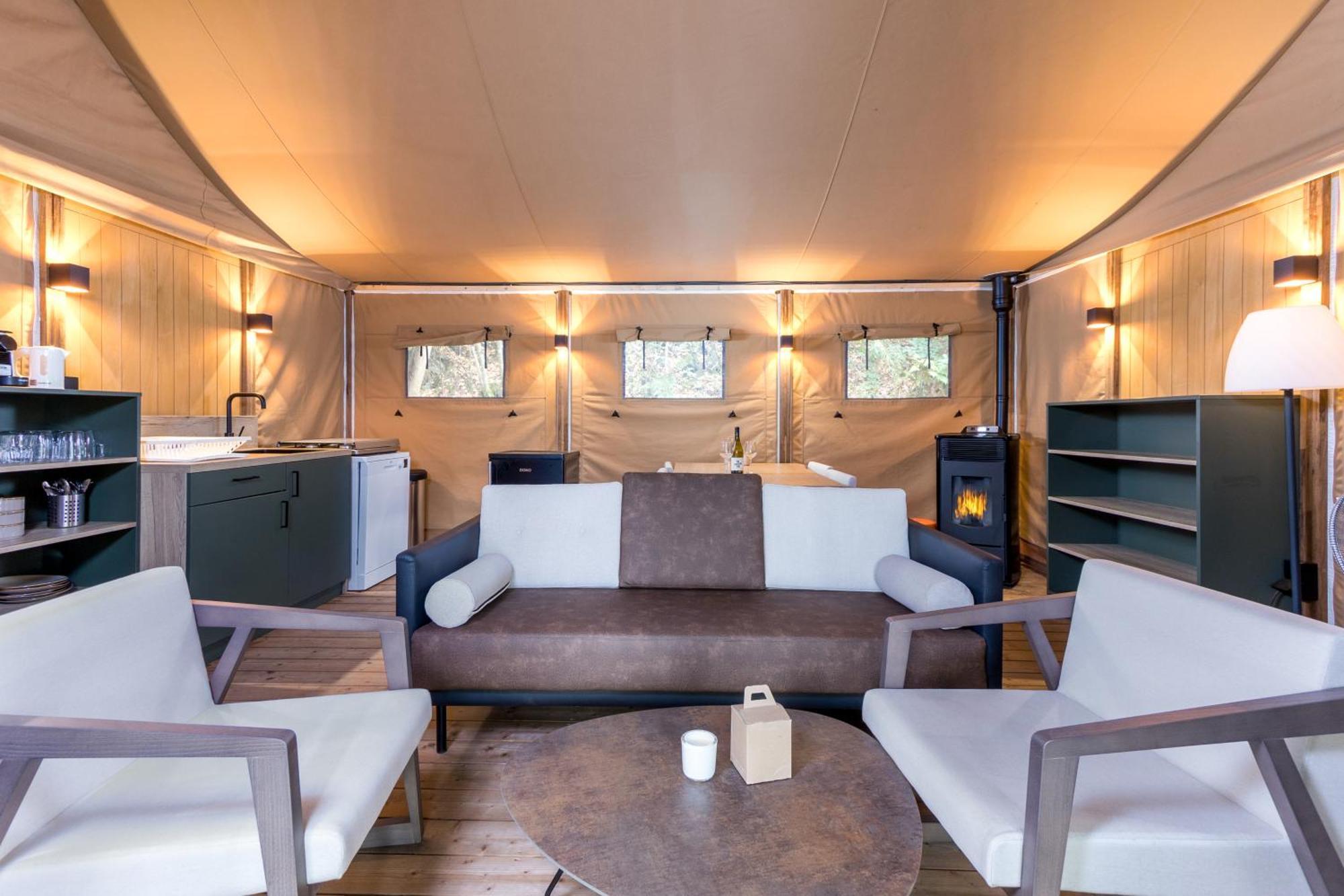 Landal Glamping Neufchâteau Hotel Phòng bức ảnh