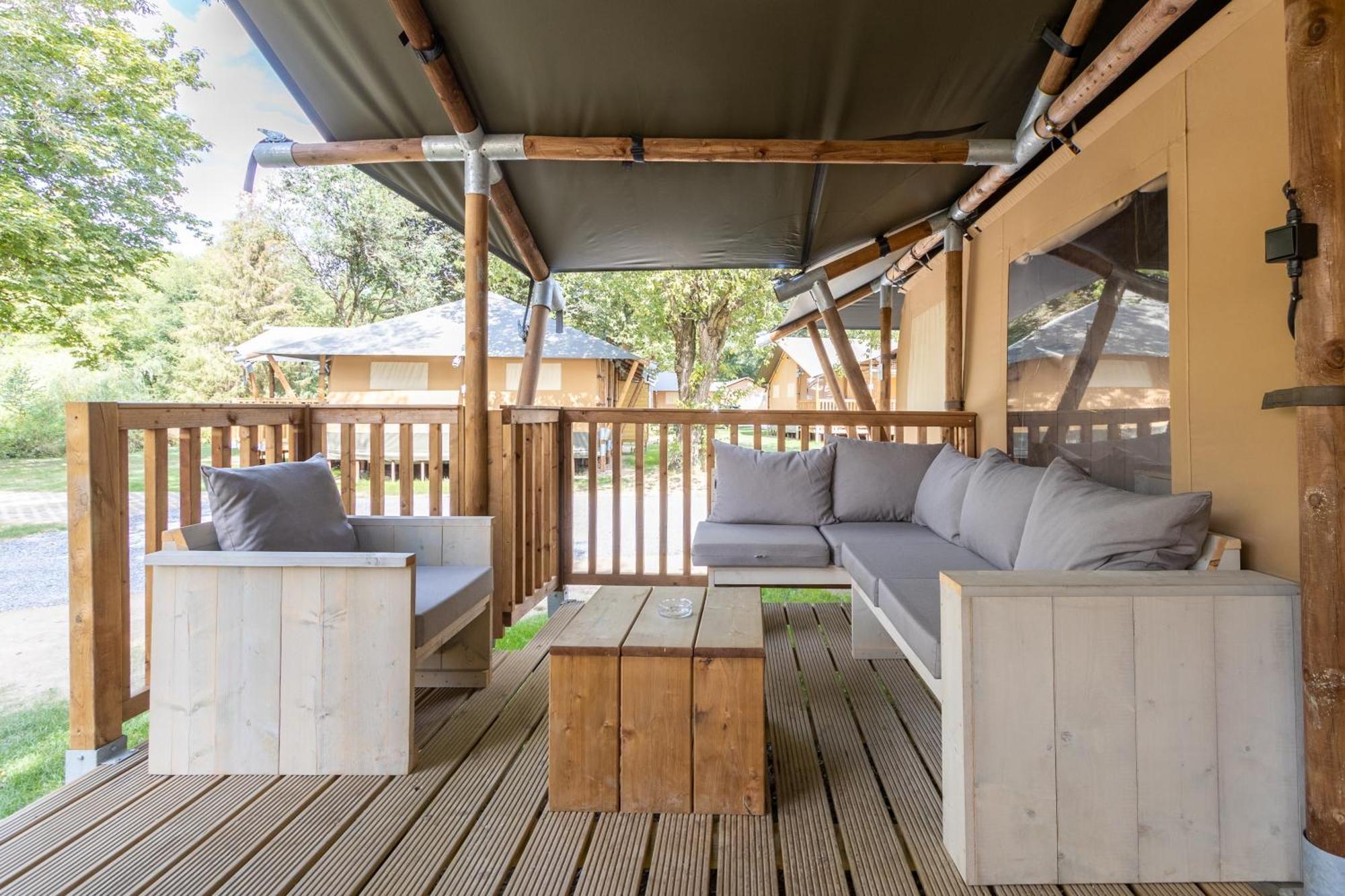 Landal Glamping Neufchâteau Hotel Ngoại thất bức ảnh