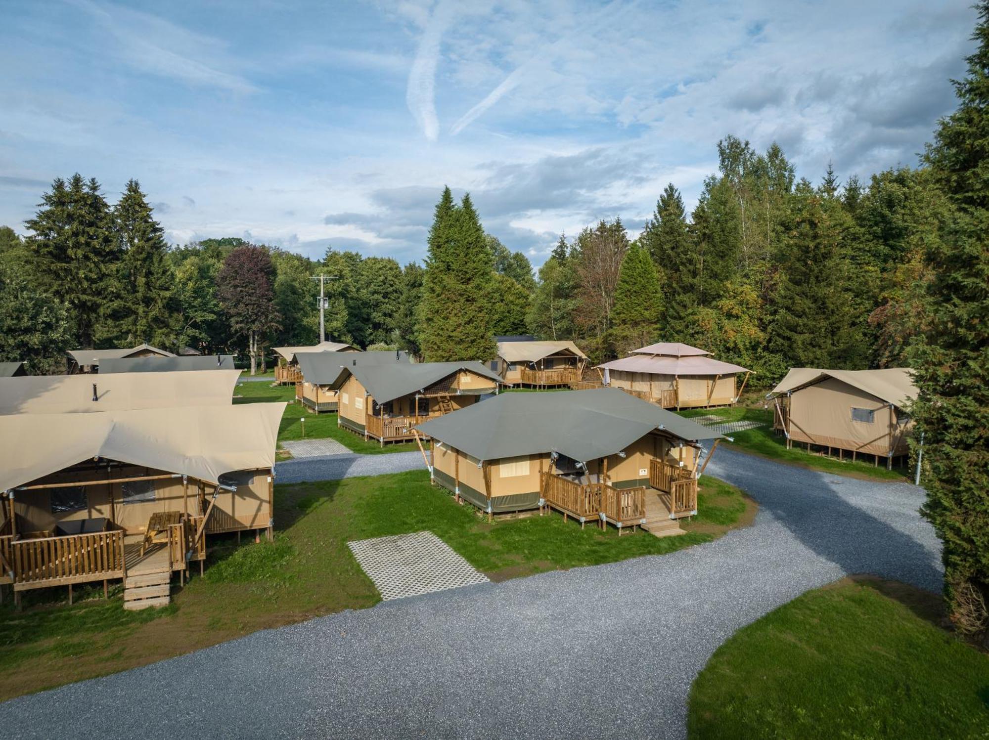 Landal Glamping Neufchâteau Hotel Ngoại thất bức ảnh
